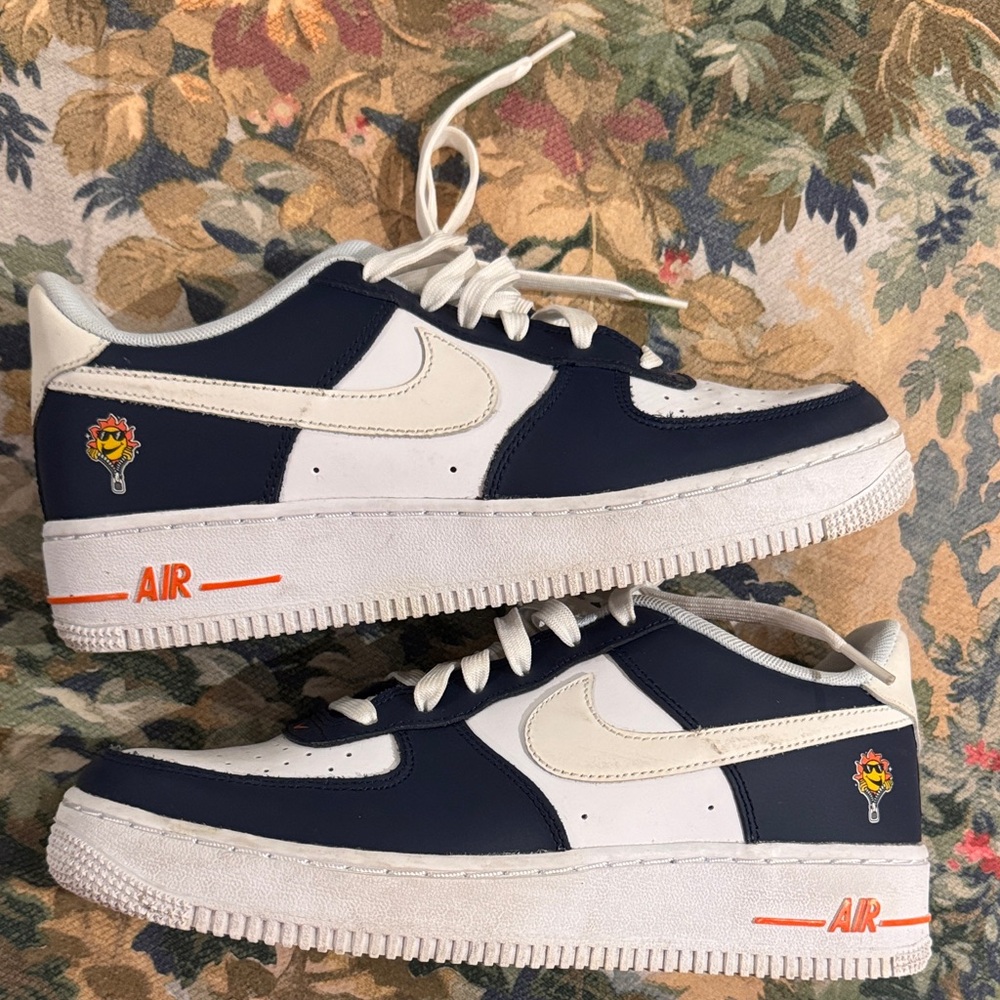 Nike Air Force One LV8 size 6 1/2 youth, navy blue and white worn one time